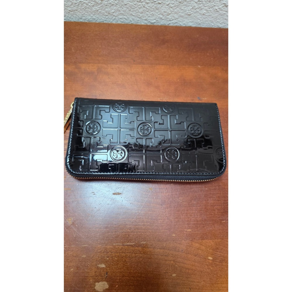 Tory Burch Wallet Women OS Black Patent Leather T-Logo Zip Around Continental